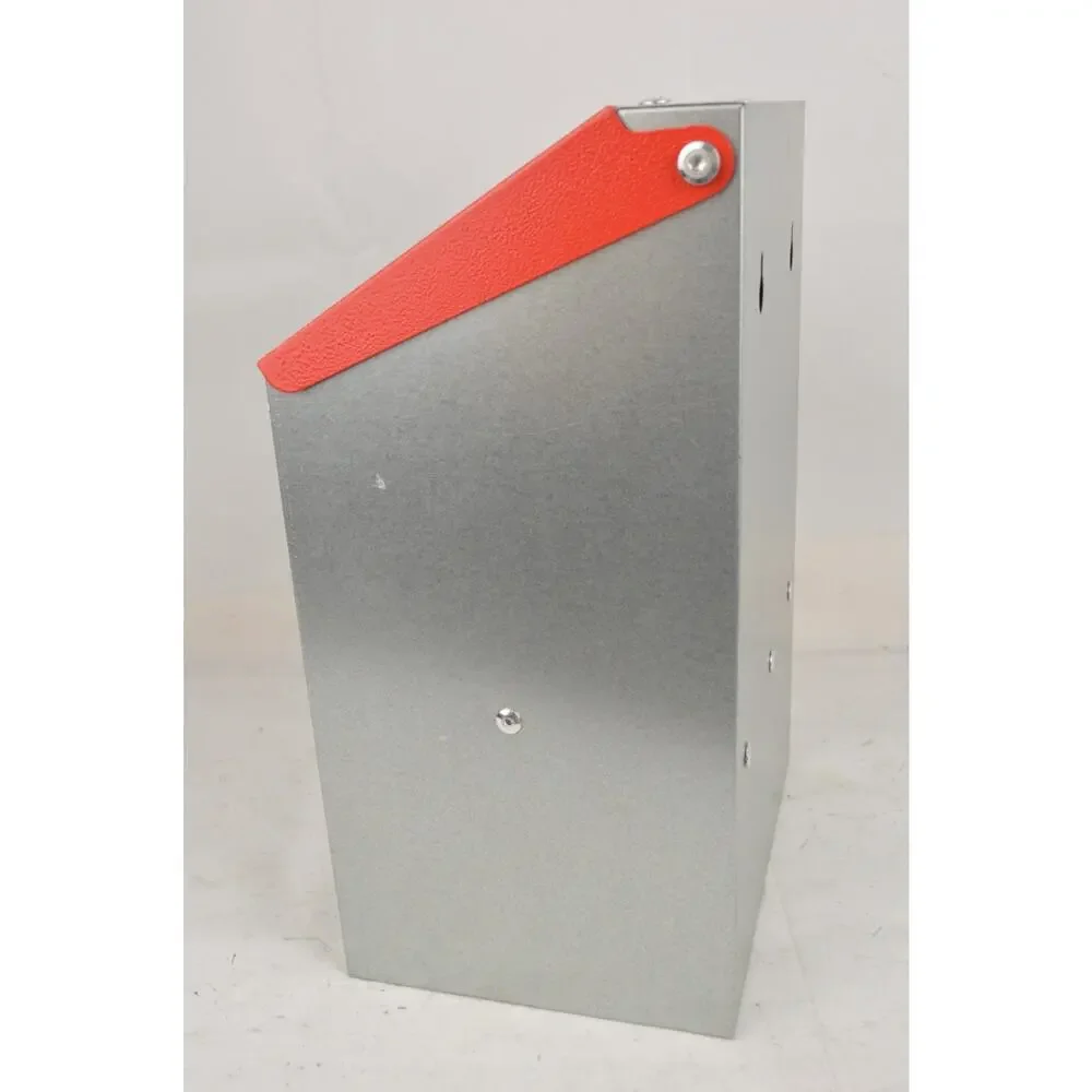 Galvanized Metal Chicken Feeders 10–55lb Coop Feed Dispensers Poultry